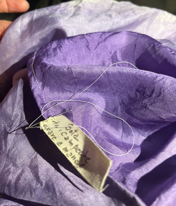 Etichetta — foulard in etichetta cucita a mano, archivio natuRa.Ely