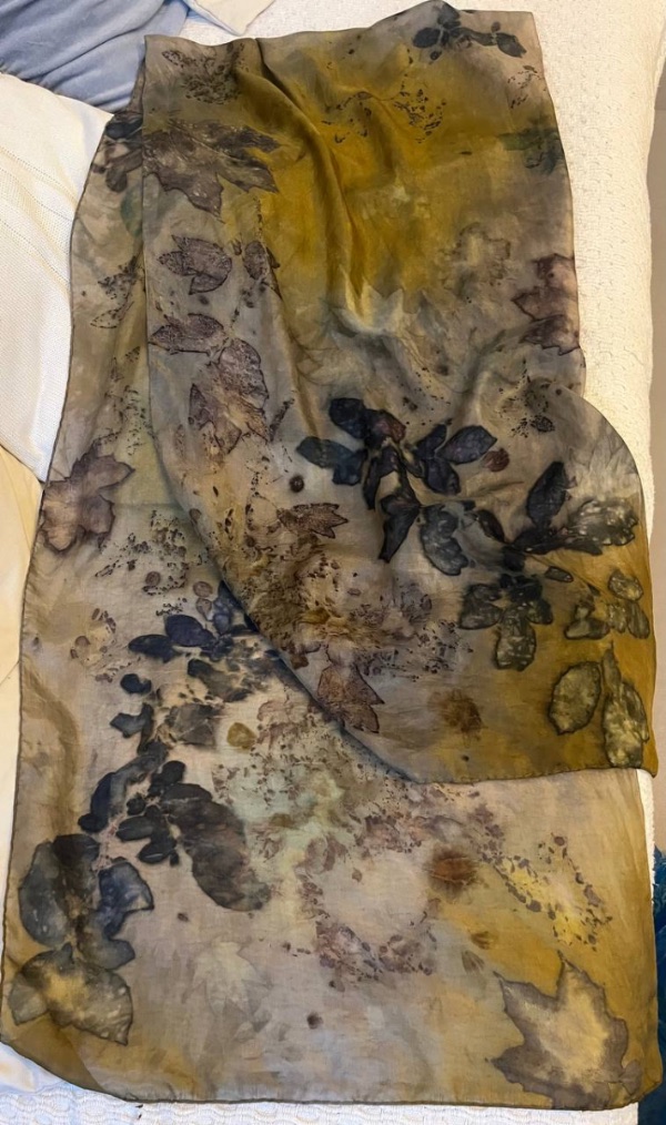 Telaio — stola in seta ecoprint, archivio natuRa.Ely