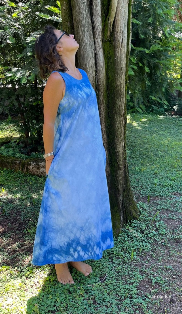 Indaco — abito lungo in cotone shibori, archivio natuRa.Ely