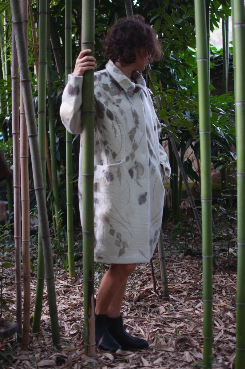 Pelèr N° V in profile among the bamboo, 96 cm long